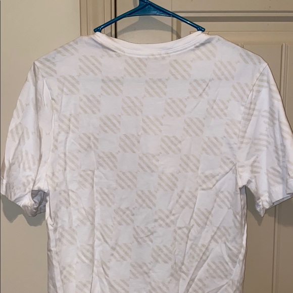 Nike white shirt - Picture 2 of 2